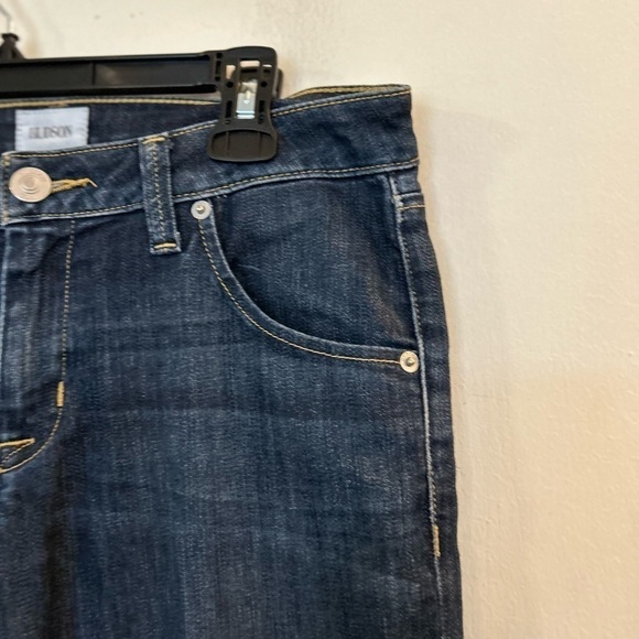 Hudson Jeans Bacara Cropped
Straight Cuffed size 28 - Picture 4 of 11